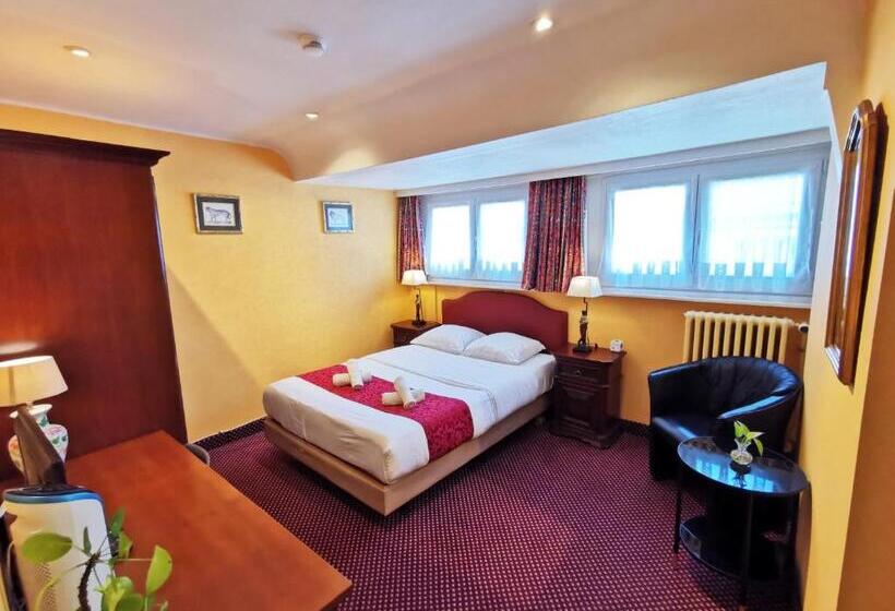 Basic Room, Cardiff