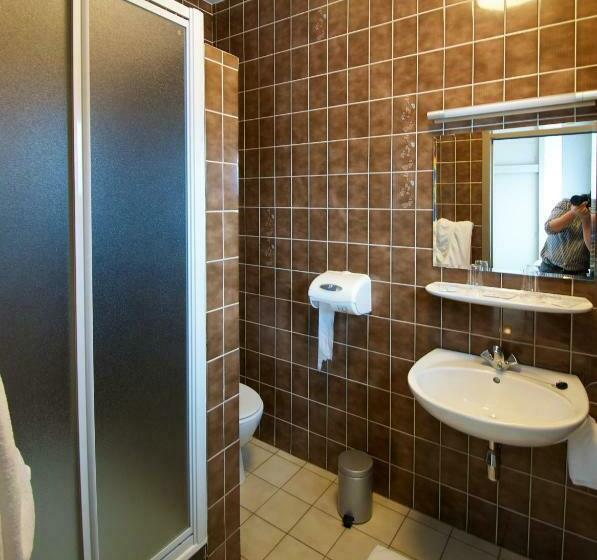 Quarto standart individual, De Golf