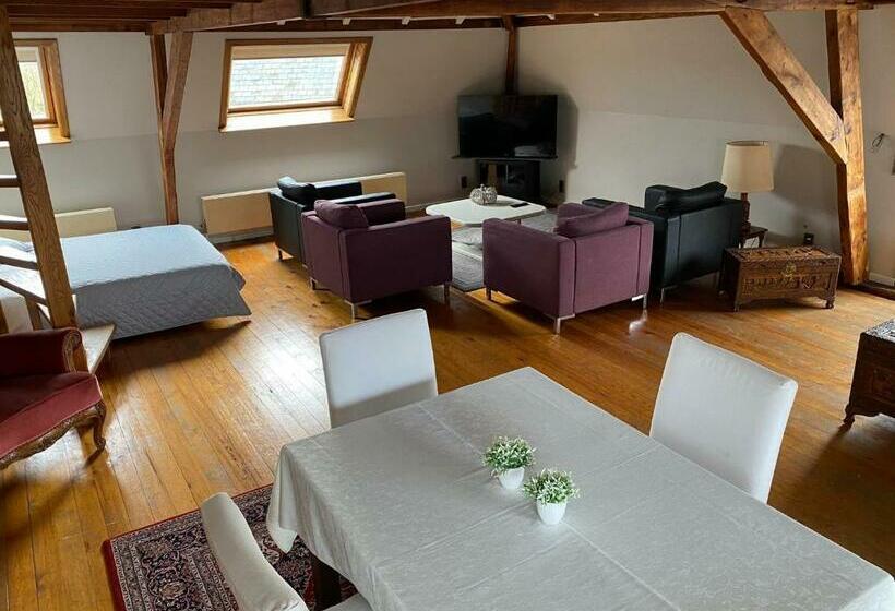 1 Bedroom Penthouse Apartment, Hooghuys