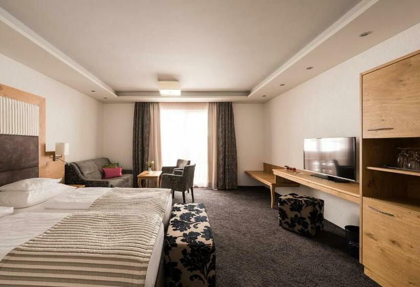Superior Kamer met Balkon, Seespitz