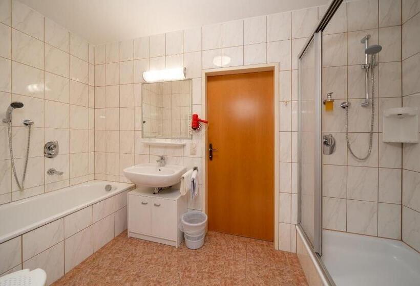 Huoneisto 2 Makuuhuonetta, Tischlbergerhof