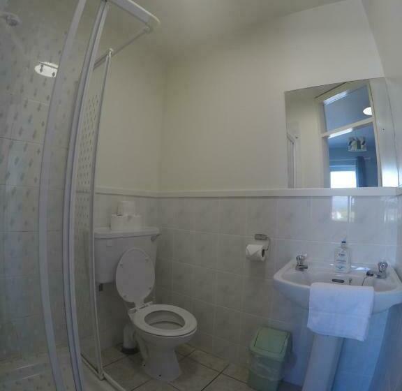 Номер Стандарт, Rougey Lodge Hostel