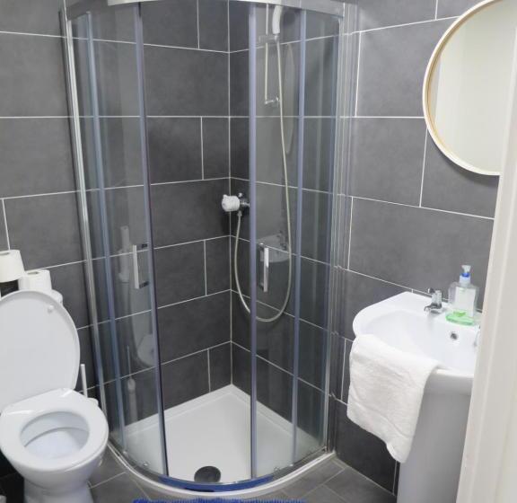 Четырехместный Номер Economy, Rougey Lodge Hostel