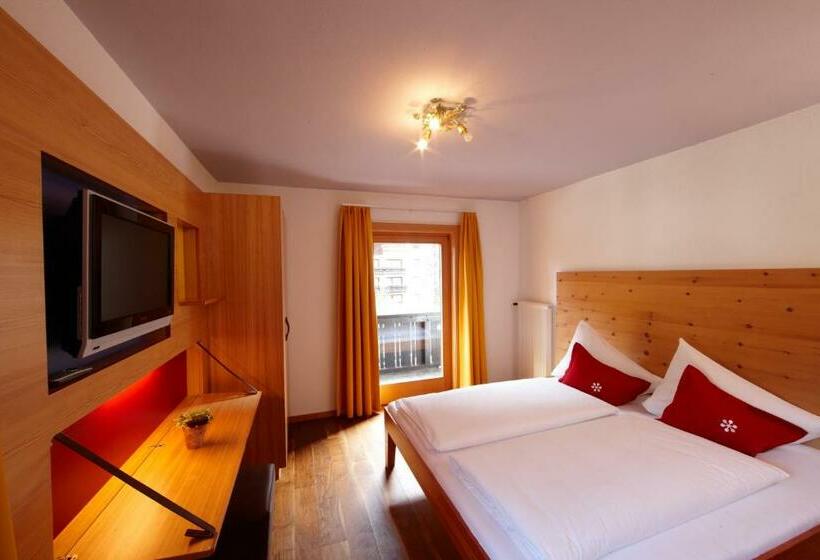 Номер Стандарт, Familienhotel Mateera Gargellen / Montafon