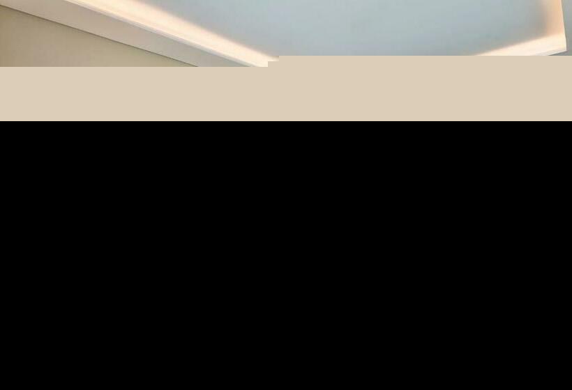 اتاق استاندارد با تخت بزرگ, Hilton Tangier City Center