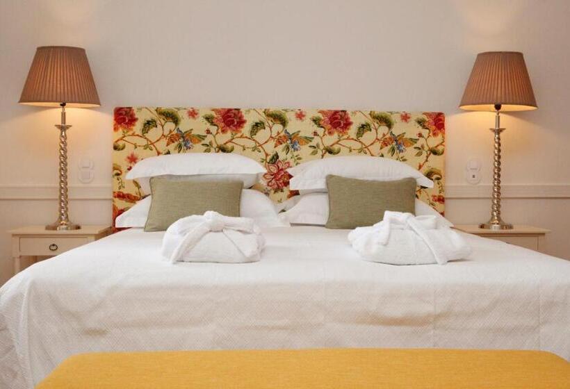 Полулюкс, Casa Palmela   Small Luxury Hotels Of The World, Hotel & Villas
