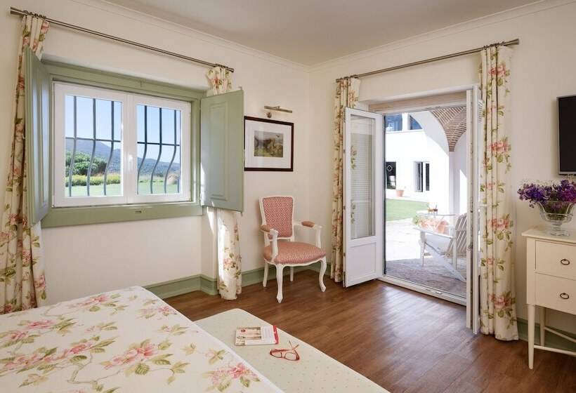 اتاق پرمیوم, Casa Palmela   Small Luxury Hotels Of The World, Hotel & Villas