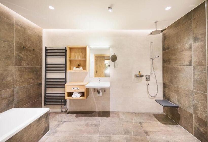 Полулюкс, Living & Spa Vitalhotel Edelweiss