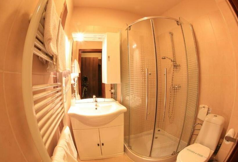 غرفة سوبيريور, Napraforgó Wellness Ház és Panzió