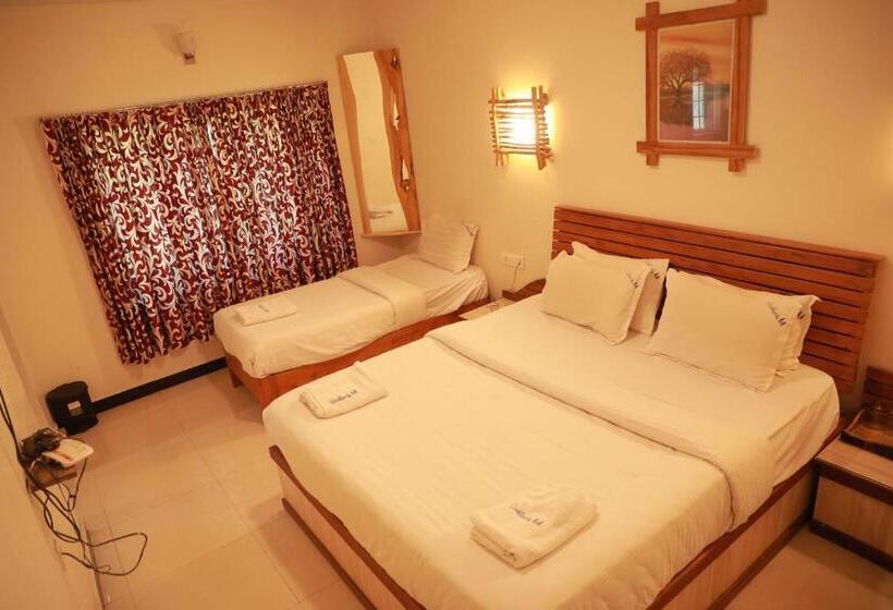 豪华三人间, The Woodlands Residency  Unmarried And Stag Groups Not Allowed