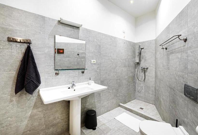수피리어 룸, Avenue Hostel