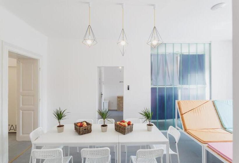 标准间, Avenue Hostel