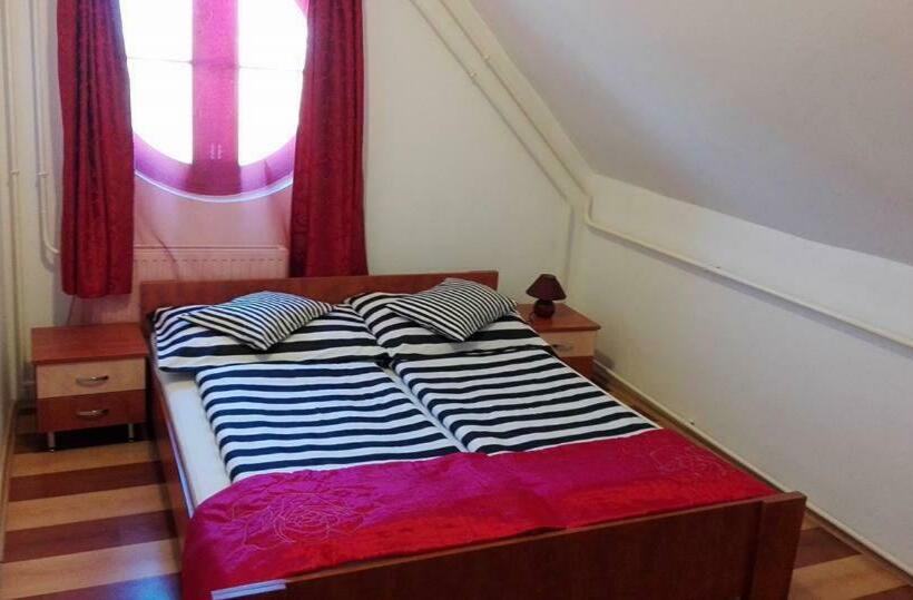 Номер Стандарт, Juniperus Park Hotel Kecskemét