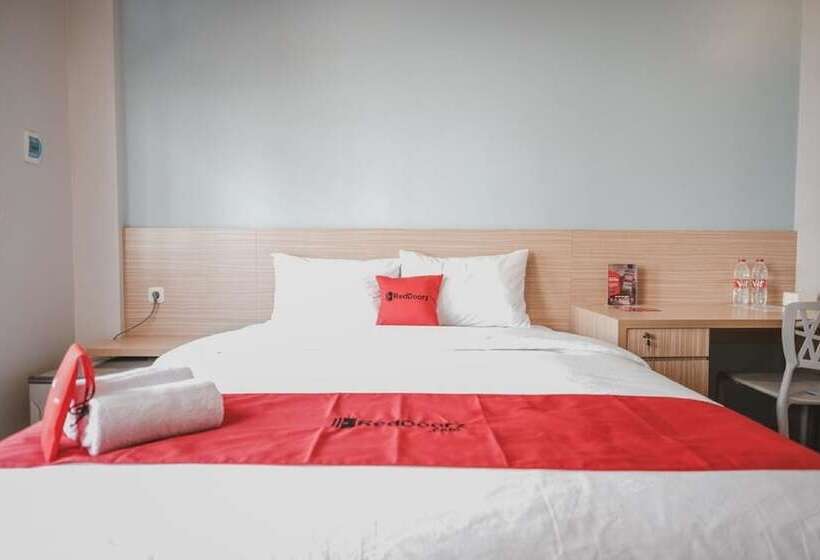 Номер Стандарт, Reddoorz Plus @ Karet Pedurenan 3