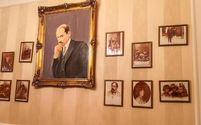 Люкс с гидромассажем, Kastélyhotel Sasvár Resort
