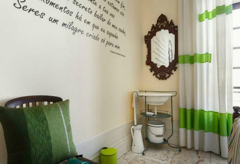 اتاق استاندارد با سرویس بهداشتی مشترک, 18st. Hostel