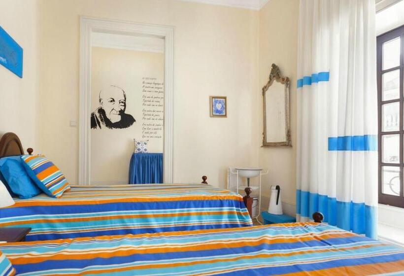اتاق استاندارد با سرویس بهداشتی مشترک, 18st. Hostel