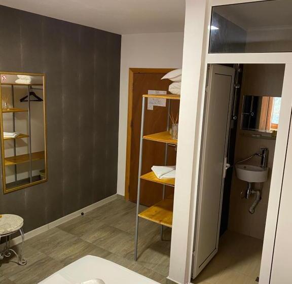 اتاق استاندارد, Family Hotel Amor