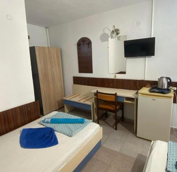 Номер Стандарт, Family Hotel Julian