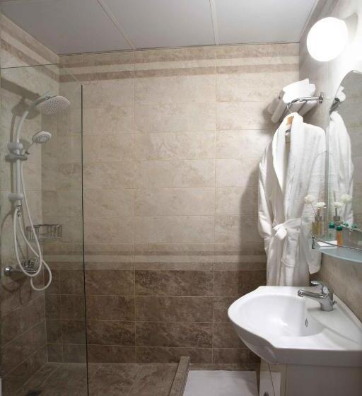 스위트, Family Hotel The Castle
