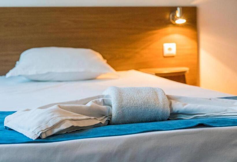 스위트, Family Park Hotel Kyoshkove