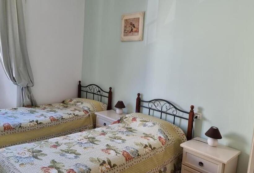 غرفة ديلوكس عائلية, Antico Borgo Piceno