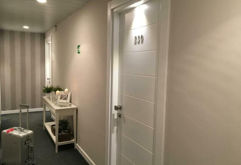 اتاق سوپریور سه تخته, Suite Erica Lignano