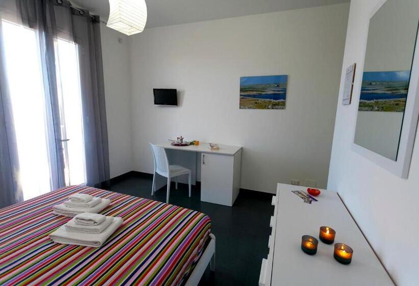 Номер Superior Вид на Бассейн, Le Murge Del Salento Hotel B&b Depandance