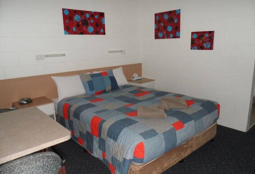 Номер Стандарт, Oakey Motel