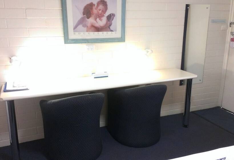 חדר סטנדרט, Oval Motel   Murray Bridge