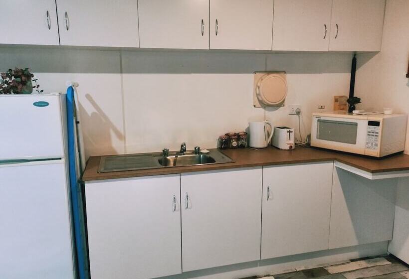 חדר סטודיו סטנדרד, Oval Motel   Murray Bridge