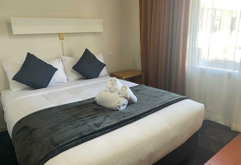 Номер Стандарт, The Astor Hotel Motel