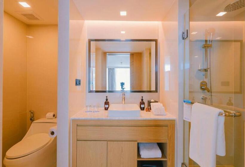 Номер Deluxe, 普吉岛拉威温德姆 Yyc旅游优选酒店 Wyndham Rawai Phuket Yyc Travel Preferred