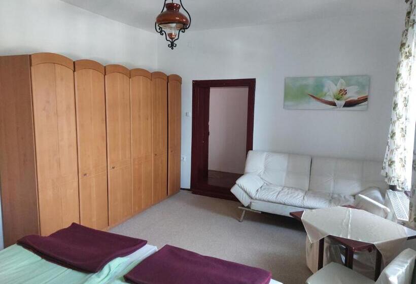 Номер Стандарт, Gasthof Oberschmiede