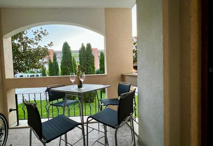 Апартаменты 1 Спальня Вид на Сад, Luxury Sveti Vlas Beach Apart