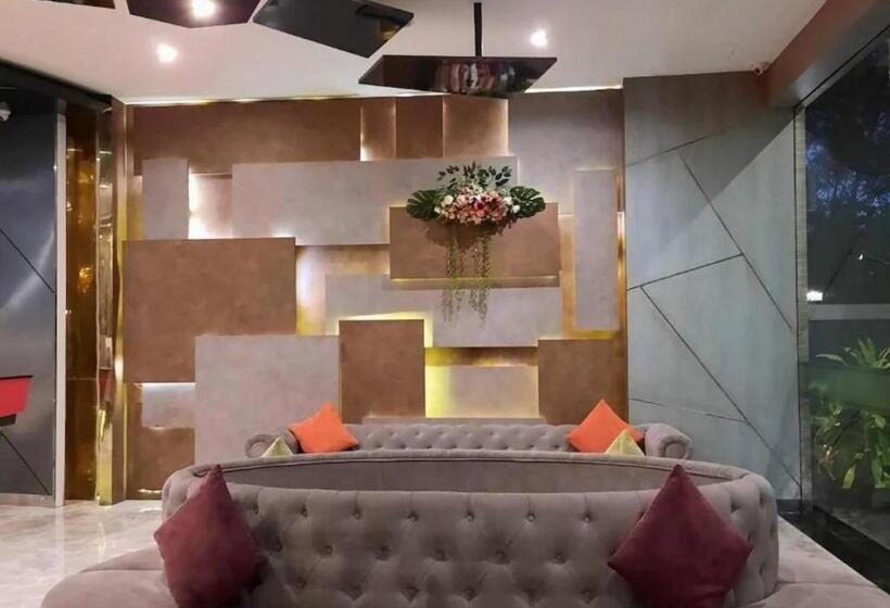 Номер Стандарт, Constant Hotels & Resorts