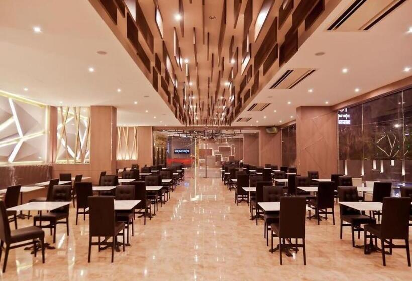 Семейный Номер, Constant Hotels & Resorts
