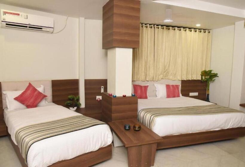 Номер Superior, Rajpath Inn