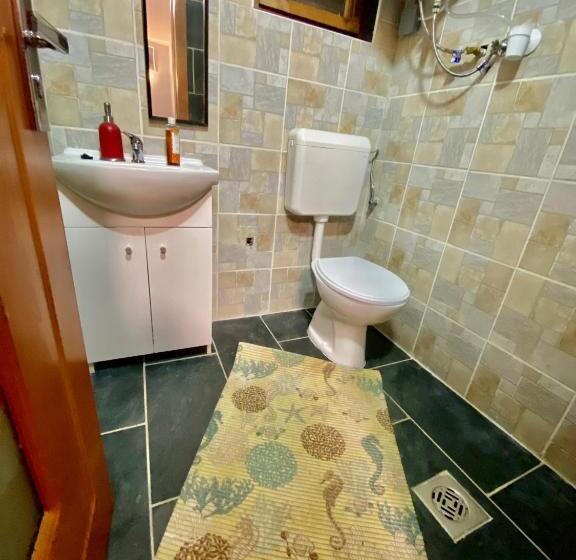 带大床的标准间, Babér Apartmanház Balatonakarattya