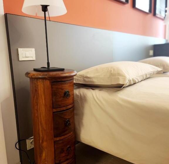 Standard room with outdoor bath, Foresteria Juvarra