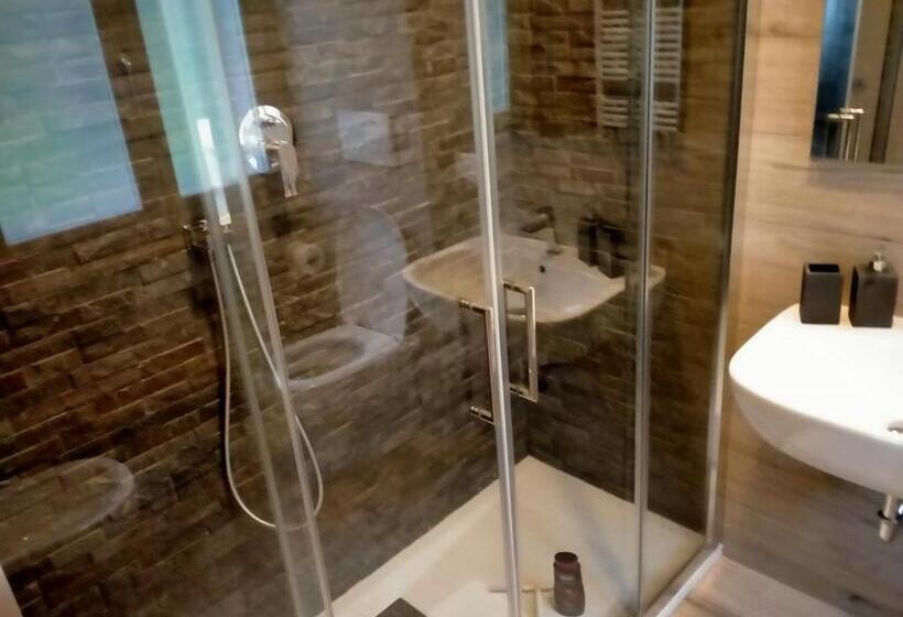 اتاق استاندارد, Serendipity B&b