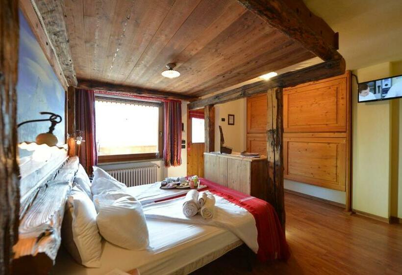 غرفة قياسية مزوَّدة بشُرفة, Affittacamere De Charme Jour Et Nuit