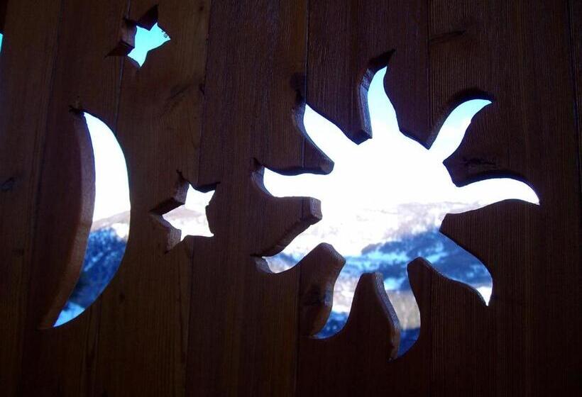 شقة من غرفة نوم واحدة متصلة, Affittacamere De Charme Jour Et Nuit