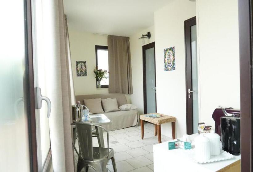 Номер Стандарт Трехместный, Bed & Breakfast Al Borgo