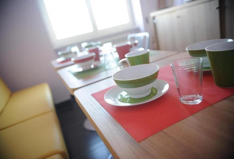 Номер Стандарт, Ostia Antica Suite B&b