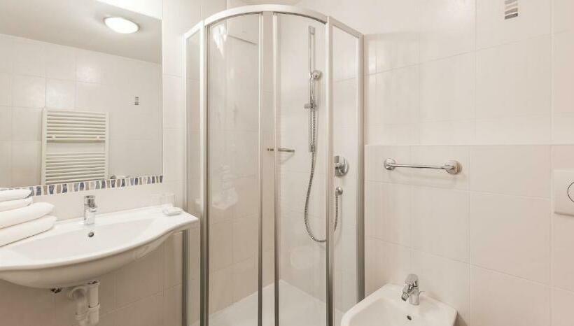 Полулюкс, Parkhotel Plauserhof