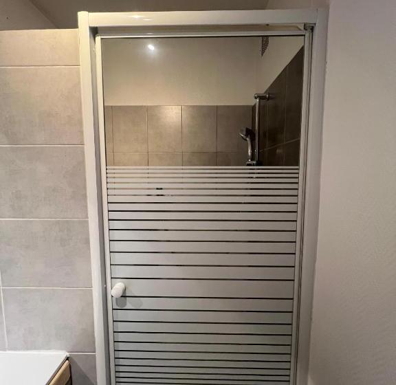 带1个卧室的高级公寓, Appart Hôtel Prestigehost