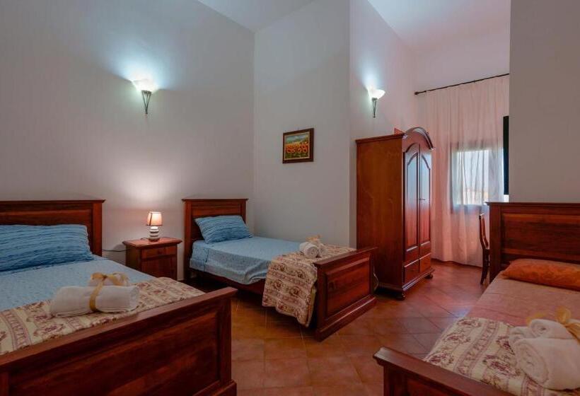 スタンダード４人部屋, Bed And Breakfast Cairoli Exclusive Room
