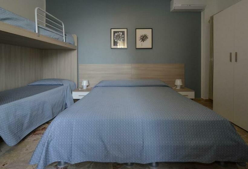 4인용 스탠다드 룸, Albergo Della Torre
