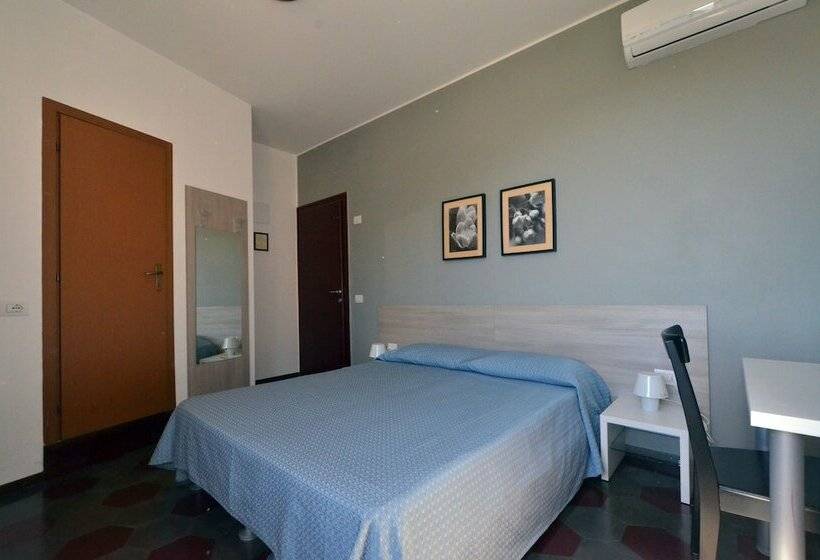 스탠다드 룸, Albergo Della Torre